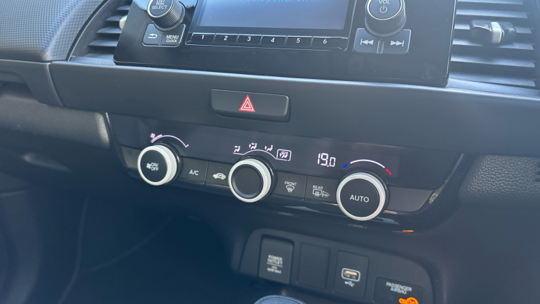 Honda Jazz 1.5 i-MMD Hybrid SE 5dr eCVT Hybrid Hatchback